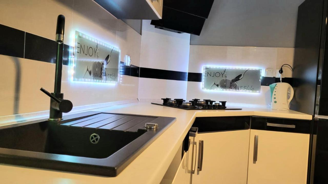 Apartment Luxury Oasis Srodmiescie Downtown 3 Os Krakow Bagian luar foto