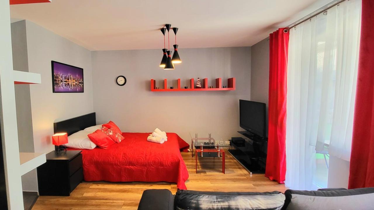 Apartment Luxury Oasis Srodmiescie Downtown 3 Os Krakow Bagian luar foto
