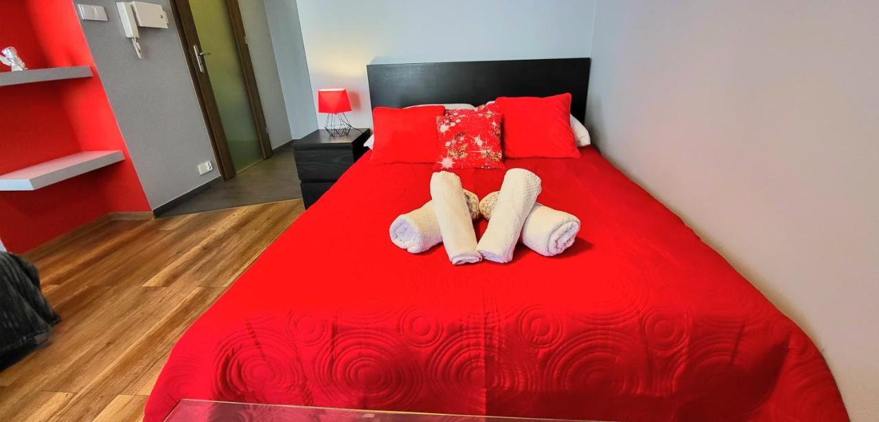 Apartment Luxury Oasis Srodmiescie Downtown 3 Os Krakow Bagian luar foto