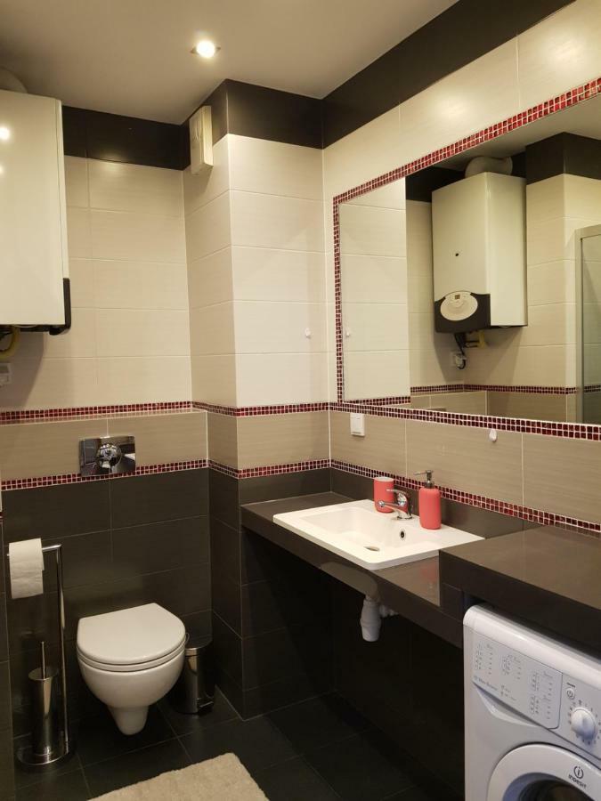 Apartment Luxury Oasis Srodmiescie Downtown 3 Os Krakow Bagian luar foto